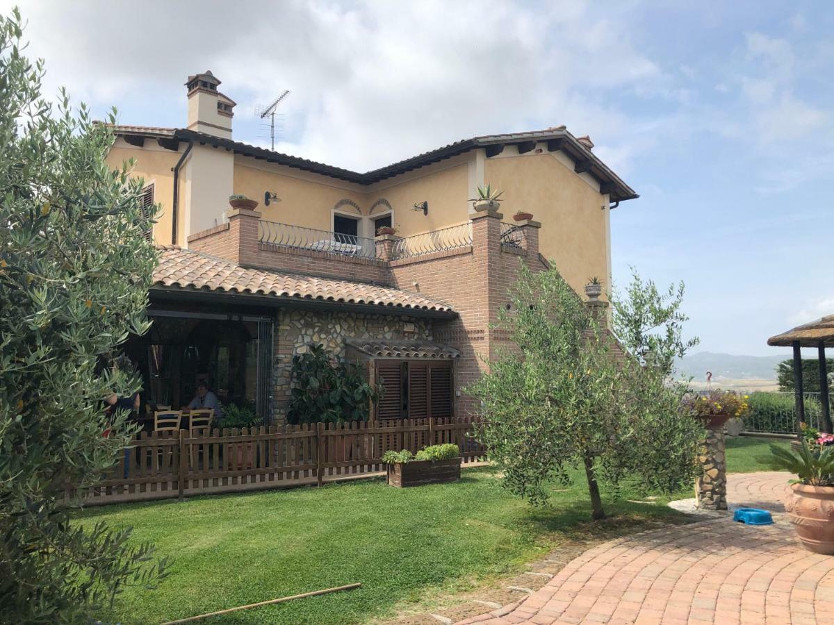 Casa In Campagna A Due Passi Dal Mare ปิซา ภายนอก รูปภาพ