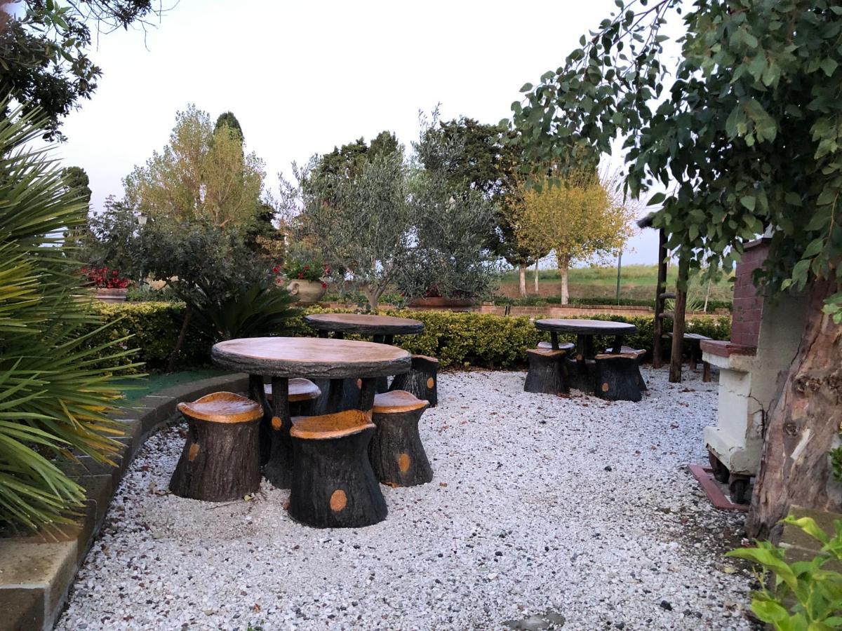 Casa In Campagna A Due Passi Dal Mare ปิซา ภายนอก รูปภาพ